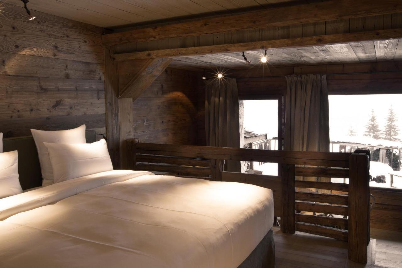 Prestige Room