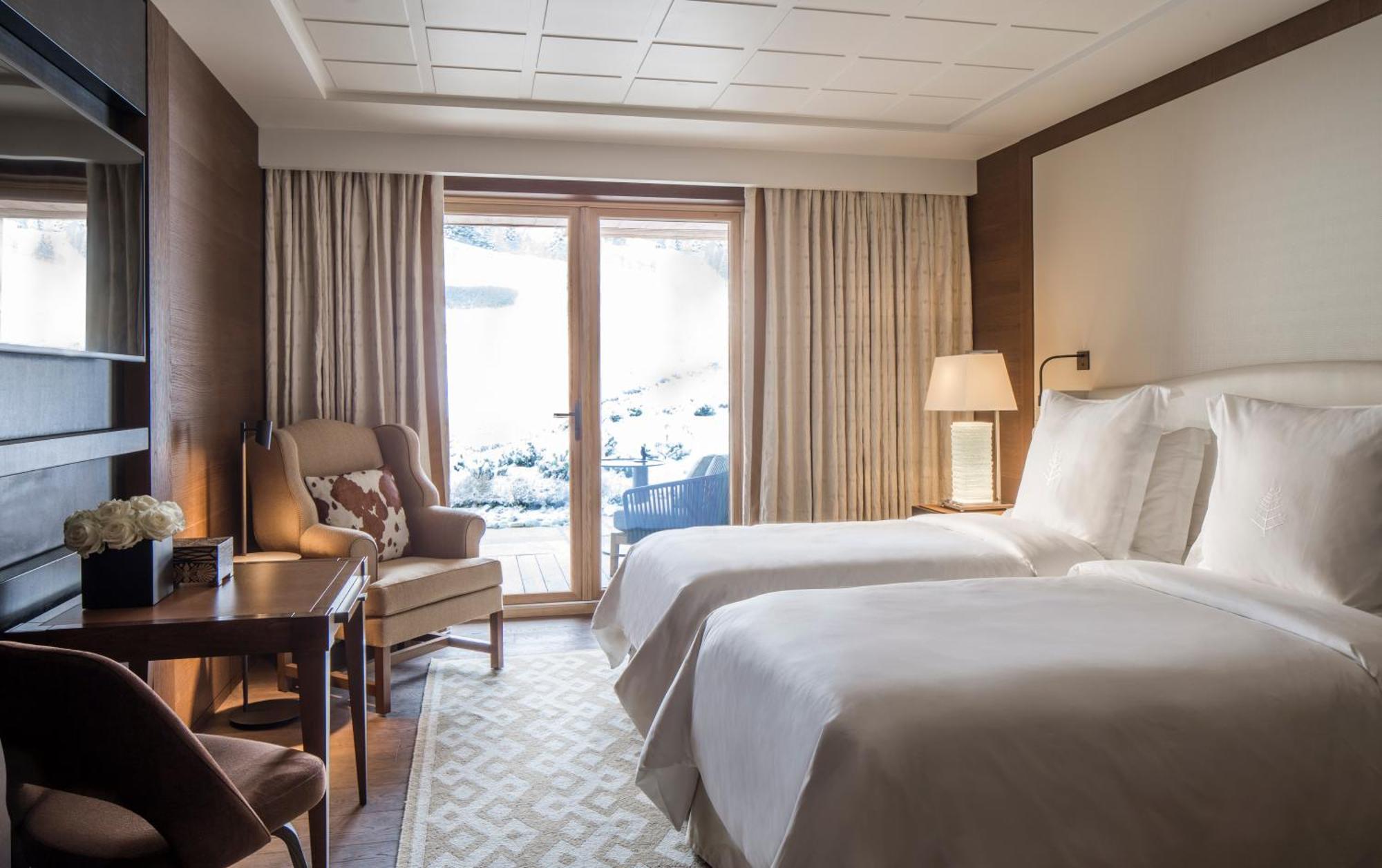 Deluxe Room Two Twin Beds